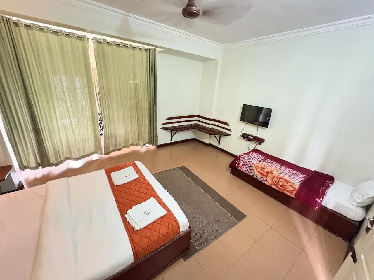 Hotel Silverline Regency Munnar India